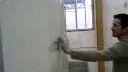Hlavou do skrine 2