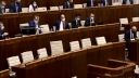 Hlasovanie o znížení platov poslancov počas krízy