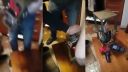 Janusz dostal chuť na whiskey