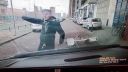 video Tragéd chcel obviniť muža, že ho zrazil autom (Holandsko)