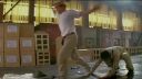 Jackie Chan vo filme Myth - Boj na lepiacom páse.
