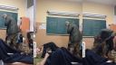 Ukrajinskí vojaci v škole