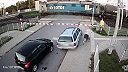 53-ročný muž bez vodičského oprávnenia sa zrazil s vlakom, nehodu prežil