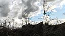 Frontový bombardér Su-24M Wagnerovcov prelieta nad pozíciami bojovníkov.