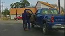 Nič mu nie je, otras mozgu má! (cestná pomsta)