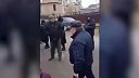 ?Obyvatelia Černovskej oblasti na Ukrajine sa snažia vyhnať armádu .