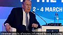 Lavrov baví publikum počas jeho vystúpenia v Indickom Naí Dillí