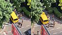 Daľší ukro dobrovolník sa hrdo hlási na front (mobilizácia)