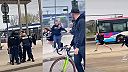 Policajt a dievča