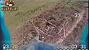 Ukrajinský vojak sa snažil skryť pred dronom, bohužiaľ nemal šťastie
