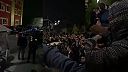 Keď zistili že sa v hoteli ubytoval Žid rýchlo sa zhromaždil dav
