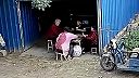 Vy tu žiadne karty hrať nebudete!