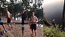 Ako je to možné, že sa mu nič nestalo, veď to bola poriadna výška!