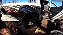 Blízky prelet  FPV kamikadze pri evakuačnom Mitsubishi L200 s UA vojakmi
