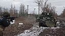 Okupant objavil teplú vodu - skúšal, či má Humvee nepriestrelné sklá
