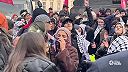 Taký bežný protest nie len utečencov v Berlíne (Fuck you Germany)