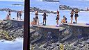 Dievčence si užívajú idylku na pláži
