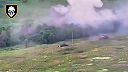 Okupanti bez podpory kosení tankom T-72AMT a BTR-4E