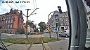 19-ročný mladík na kolobežke si myslel, že má prednosť pred električkou (Poľsko)