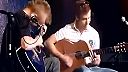 Gitarové duo hrá predohru k opere William Tell