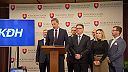Novela ústavy bol väčšinovo návrh KDH, nie koaličných strán