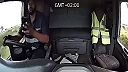 Makumba sa počas jazdy na nákladiaku venoval mobilu, dopadlo to podľa očakávaní
