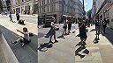 Vegánski aktivisti narušili prevádzku luxusných obchodov v Londýne