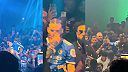 Divák hodil pohár do speváka skupiny Hades66 na Malorke, koncert bol prerušený