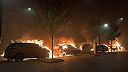 Výtržníci v Bilbau zapálili autá a policajnú motorku pri protestoch