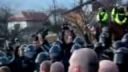 Kotleba a ťažkoodenci pod Hradom Krásna Hôrka