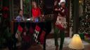 Dva a pol chlapa - Alan spieva jingle bells