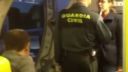 Ryanair vyhodil pasažiera