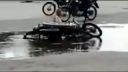 Žena na motorke sa porúčala