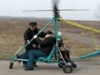 Ruský dôchodca si postavil vrtuľník