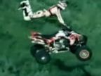 ATV skoky - prezenčné video Huevos 9 quad