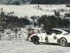 Nissan GT-R na lyžiarskej zjazdovke