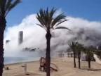Alicante v záhadnom oblaku