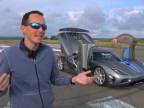 1 míľa: Koenigsegg vs. Ford s pol-míľovým náskokom