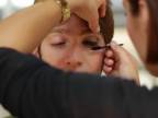 Muži skúšajú dámsky make - up