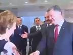 Ako Porošenko stretol Putina v Minsku (zmena mimiky)