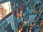 Hackli svetelnú tabuľu na mrakodrape (Hong Kong)