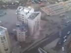 Demolácia výškovej budovy nešla podľa plánu (India)