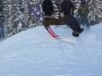 Coolový trik na lyžiach