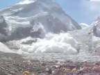 Pád lavíny na Mount Everest