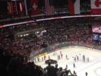 Rusy nešportovo utiekli z ľadu pred kanadskou hymnou