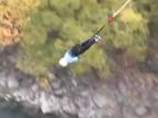 84-ročná starenka si skočila bungee jumping