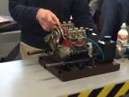 Viac ako 40 rokov starý miniatúrny Porsche motor
