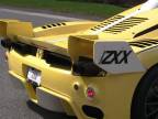 Príliš hlučné Ferrari Enzo ZXX muselo opustiť trať