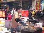 BBQ tanečník (Čína)