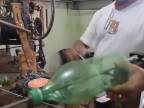 Brazílsky podnikateľ a jeho linka na recykláciu PET fliaš